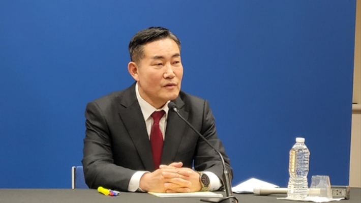 신원식 대통령실 국가안보실장이 6일(현지시간) 워싱턴DC 주미한국대사관에서 특파원단과 간담회를 하고 있다. 연합뉴스