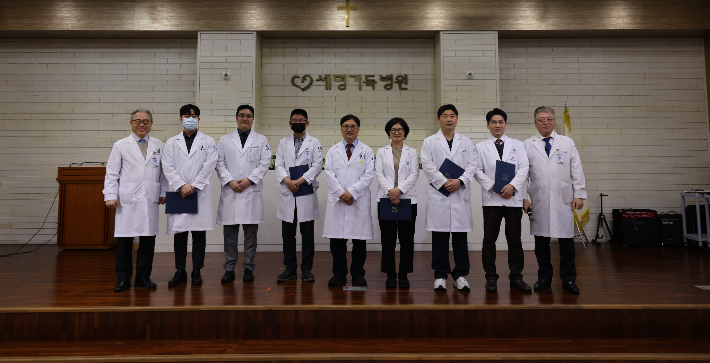2025년 포항세명기독병원 신임 의료진이 임명장을 받았다. 포항세명기독병원 제공