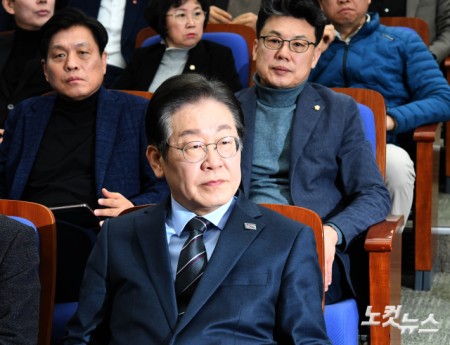 이재명, 비상의총 참석