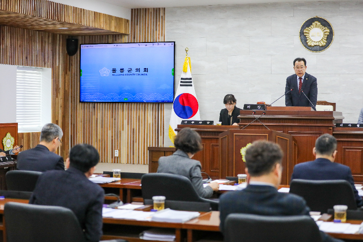울릉군의회 제공