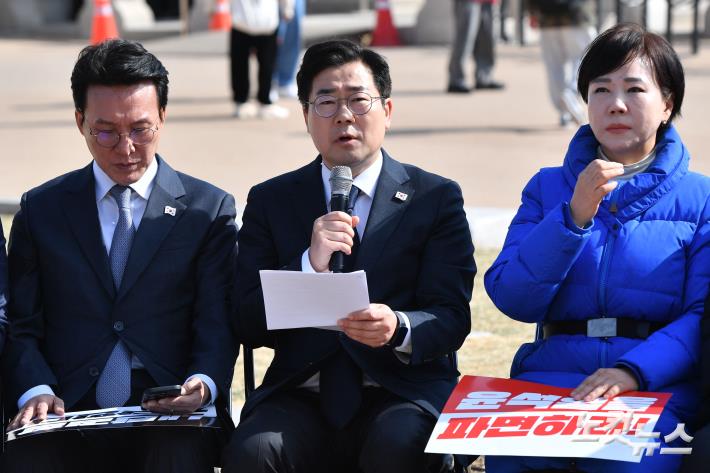 모두발언하는 박찬대 원내대표