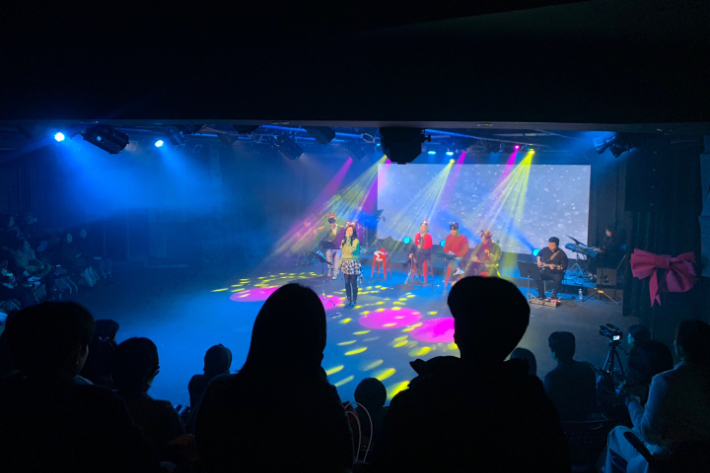 오디션 우승자에게는 전속계약과 함께 음원 발매와 뮤직비디오 제작, 다양한 음악활동이 지원된다. 엠에스엔터테인먼트 제공