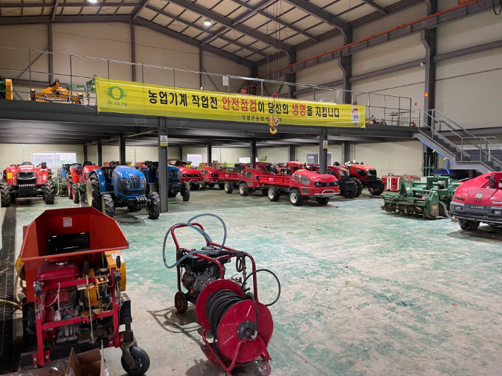 전라남도는 농기계 임대사업소의 운영 활성화와 농촌지역의 일자리 창출을 위해 '농기계 임대사업소 일자리 지원 사업'을 추진한다. 전남도 제공
