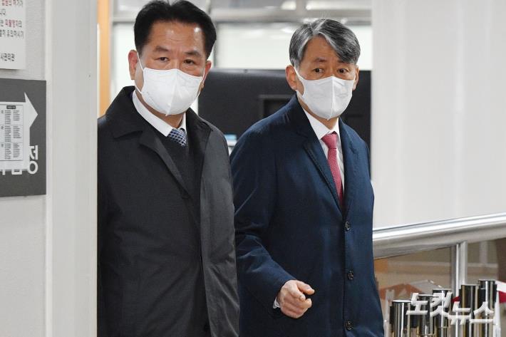 첫 공판 출석하는 조지호 경찰청장