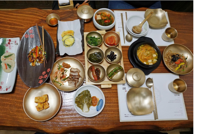 경주지역 한 음식점의 상차림. 경주시 제공