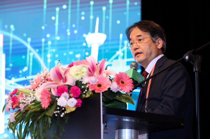 이동환 고양시장이 가오슝 스마트시티 디지털 포럼에서 고양시 스마트시티 정책을 소개하고 있다. 고양시 제공