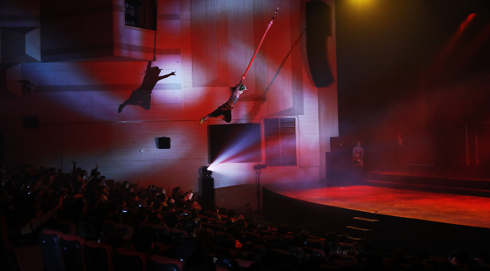 인피니티 플라잉 공연 장면. 경북문화관광공사 제공