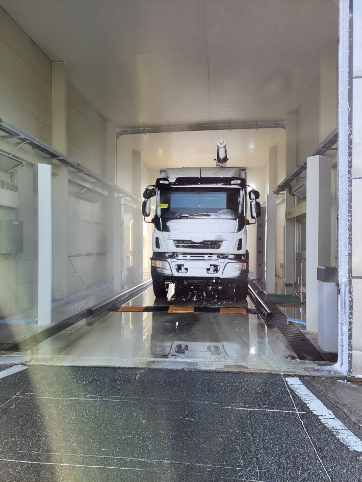 거점시설 소독 장면. 전남도 제공