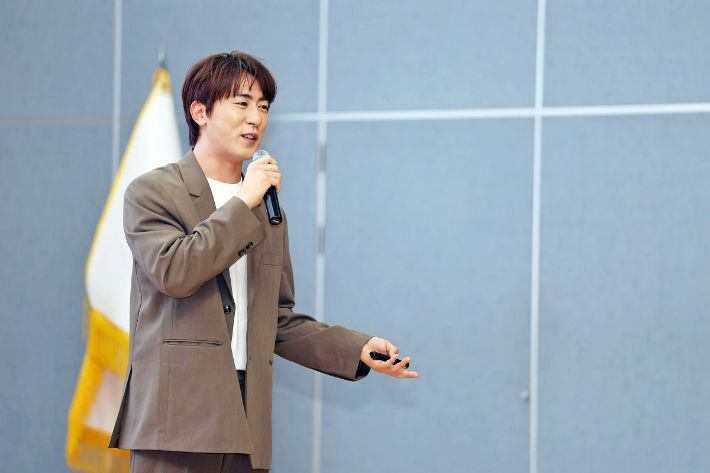 방송인 겸 유튜버 김원훈 씨. 창원시 제공