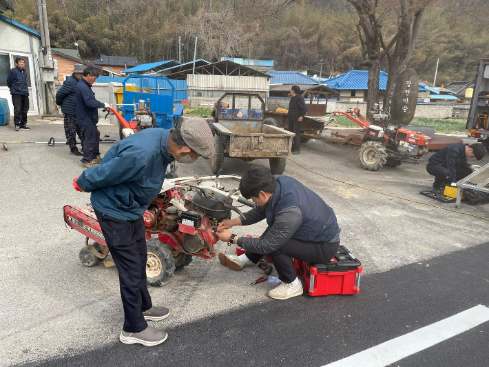 찾아가는 농업기계 교육. 경남도청 제공 
