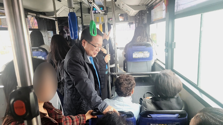 익산시가 매달 첫 수요일을 대중교통 이용의 날로 정했다. 익산시 제공