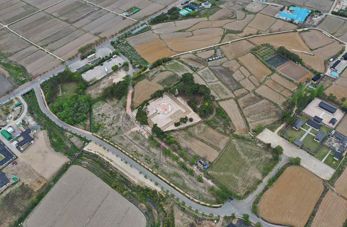 경주시 탑동 일원 '나정' 항공사진. 경주시 제공 