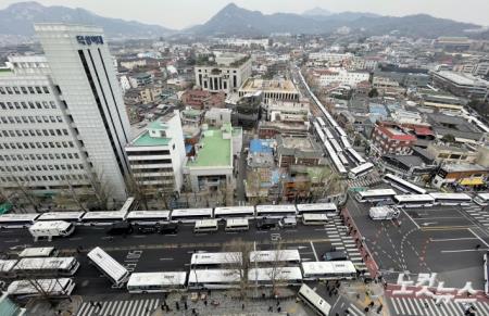 尹탄핵 선고 D-2...헌재 인근 