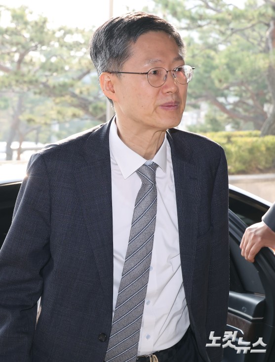 윤석열 대통령 탄핵심판 선고기일 헌법재판관 출근