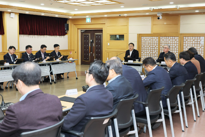 창원시 확대 간부회의. 창원시 제공