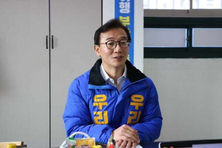 부산에서 유일한 야당의원인 전재수 더불어민주당 의원이 이번 조기대선에 출마할지 지역 정가의 관심이 모이고 있다. 의원실 제공