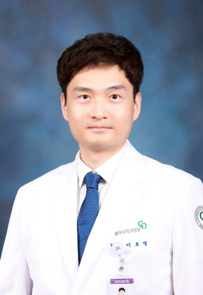 충북대병원 정형외과 이효열 교수. 충북대학교병원 제공