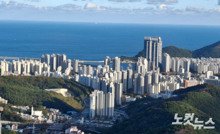 부산지역 아파트 모습. 강민정 기자