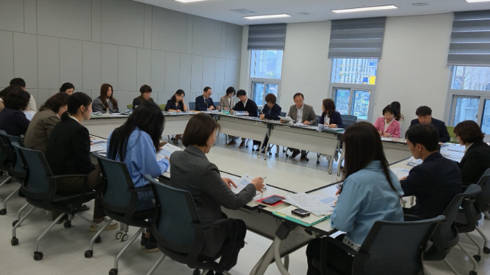 9일 전북교육청 창조나래 회의실에서 사교육 경감 대책 마련을 위한 전담팀(TF) 첫 회의가 열렸다. 전북교육청 제공
