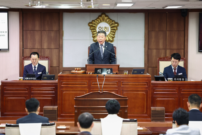 강형구 의장이 임시회에서 발언하고 있다. 순천시의회 제공