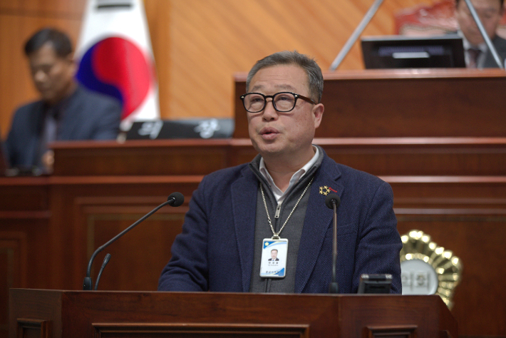 군산시의회 한경봉 의원이 10일 5분발언을 하고 있다. 군산시의회 제공