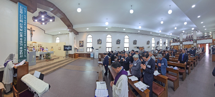 전북 임실의 치즈를 세상에 널리 알린 고 지정환 신부의 6주기 추모행사가 지난 12일 임실성당에서 열렸다. 임실군 제공