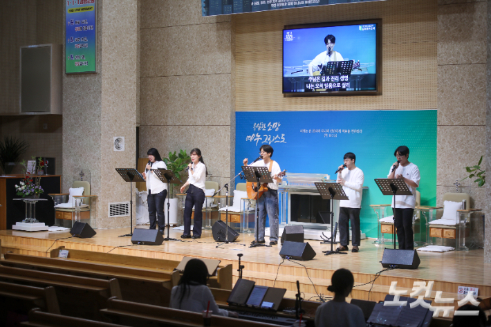 "무명한 자 같으나 유명한 자들"… 삼례동부교회, 청년 찬양 축제 성료