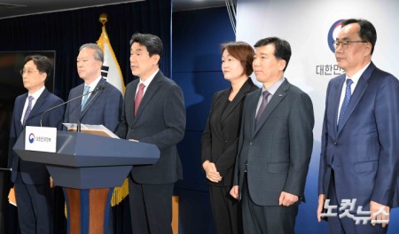 정부, 내년 의대 모집인원 