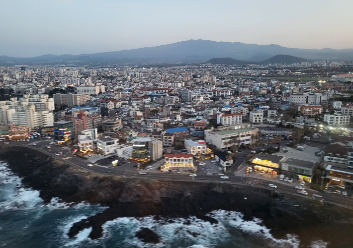 제주 25층 아파트 나온다…건축규제 완화에 시민단체 반발