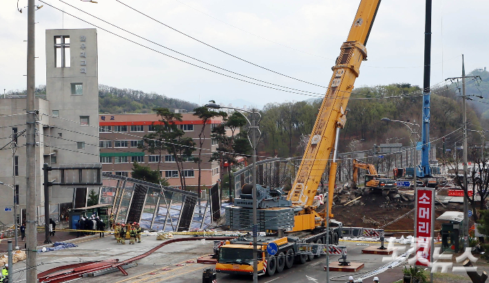 14일 경기 광명시 신안산선 복선전철 5-2공구 붕괴 사고현장. 황진환 기자