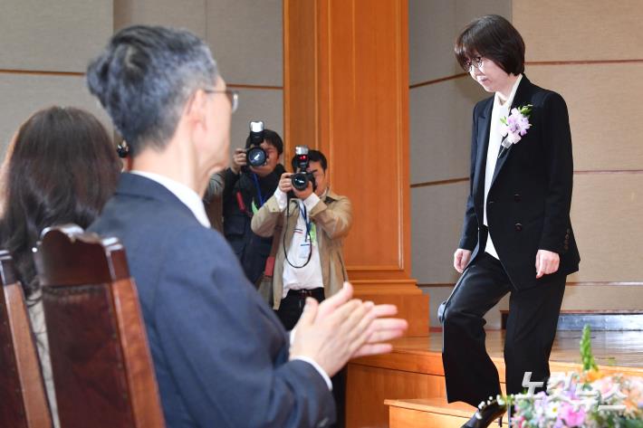 이미선 헌법재판관 퇴임