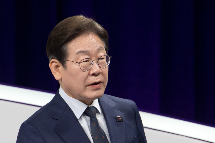 [속보]이재명 "당선되면 일단 용산→청와대→장기적 세종"