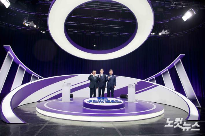 더불어민주당 대선경선후보자 첫 TV토론회