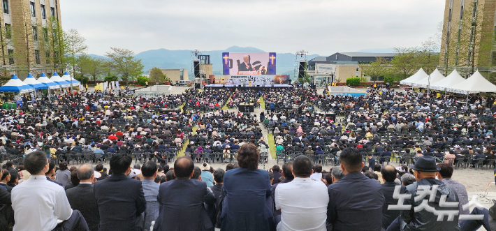 부활의 기쁨과 축복 부산 땅에 전해져…'2025 부산 부활절연합예배'