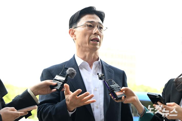 임성근 전 해병대 1사단장, 휴대전화 포렌식 참관위해 공수처 출석