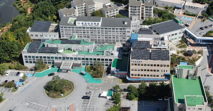 울진군의료원 전경. 울진군 제공