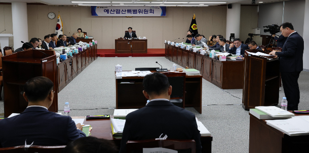 전라남도의회 예산결산특별위원회(위원장 나광국)는 지난 22일부터 이틀간 전남도와 도교육청의 2025년도 제1회 추가경정예산안을 심사, 의결했다. 전남도의회 제공