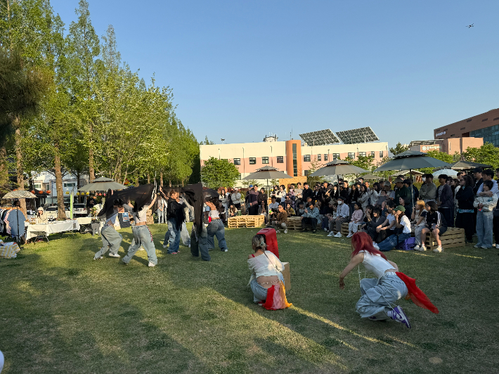 4월 스펀지데이 '낭만 마켓'. 창원시 제공