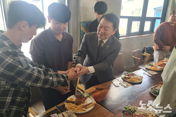 박현호 기자
