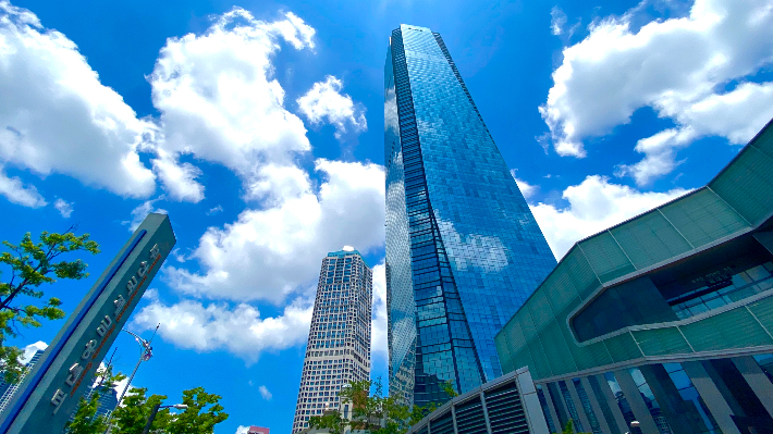 한국남부발전 본사가 입주해 있는 부산국제금융센터(BIFC) 전경. 남부발전 제공