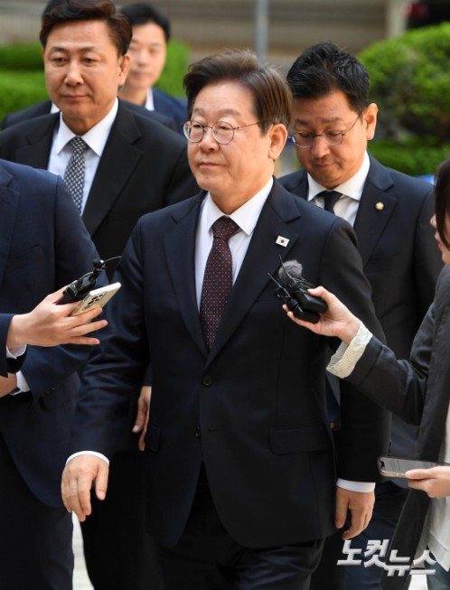 법정 향하는 이재명