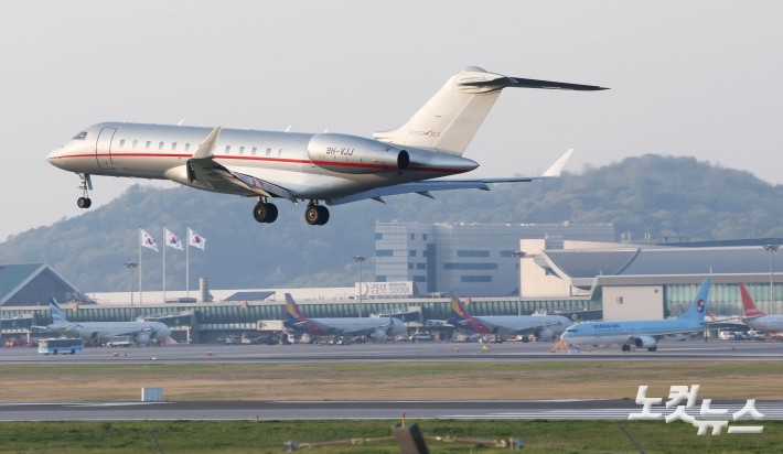 트럼프 주니어 전용기 김포공항 착륙