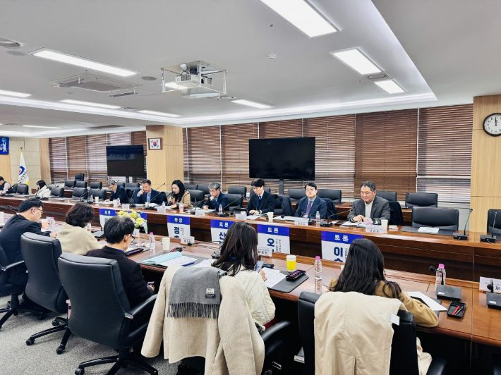 제1회 탄소중립 시험인증산업특구 육성 컨퍼런스. 충북연구원 제공