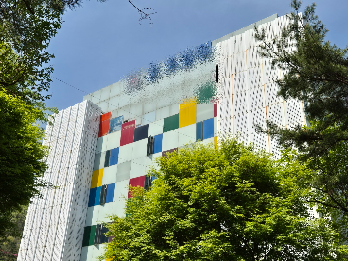 "윤 전 대통령 처가 요양원, 노인 학대·부실 급식" 공익 신고