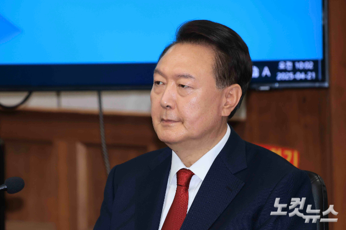 불소추특권 상실 尹 '직권남용' 추가 기소…"재구속은 제한"