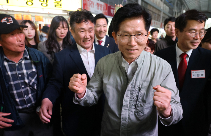 김문수는 충청, 한동훈은 TK…"단일화 불쏘시개 아냐" "이재명 꺾겠다"