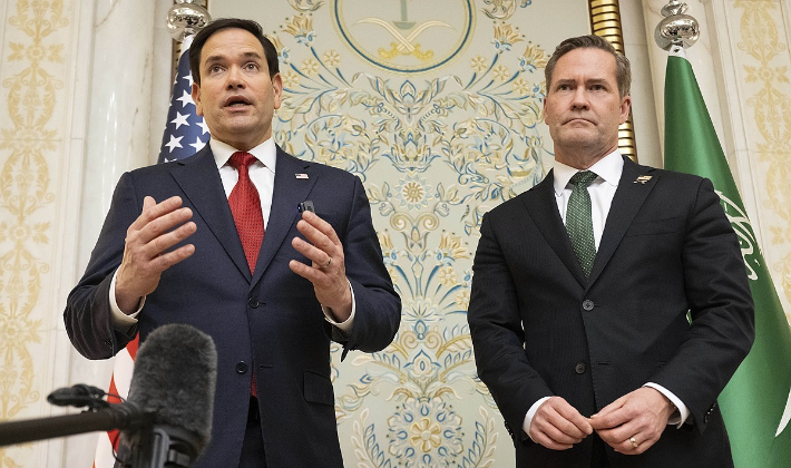 마코 루비오 국무장관(왼쪽)과 왈츠 국가안보보좌관. 연합뉴스