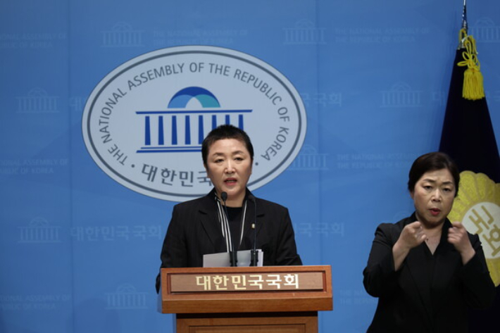 김건희 일가 운영 급식업체 식품위생법 위반 적발