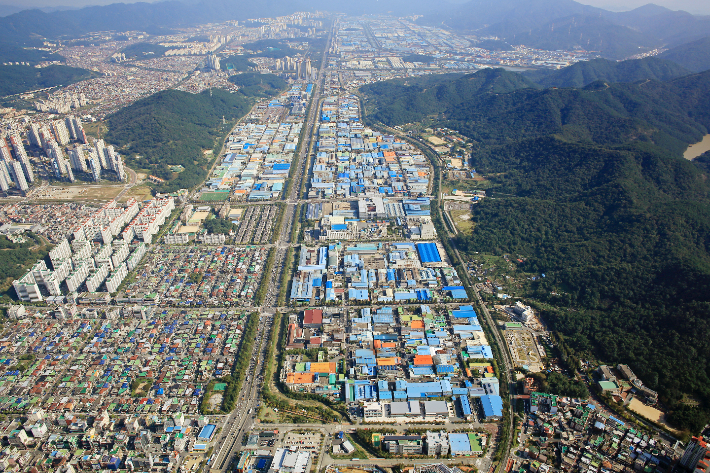 창원국가산단. 경남도청 제공 