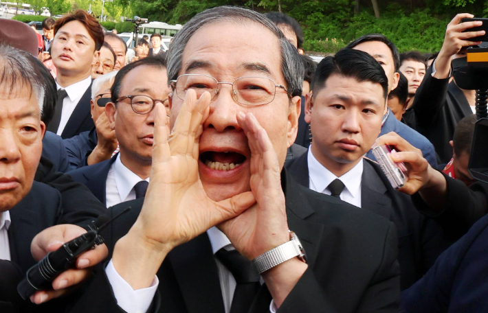 5·18묘역 앞에서 막힌 한덕수 "저도 호남 사람입니다"[노컷브이]
